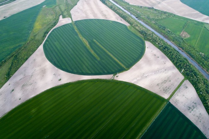 Bild på Irrigation system in wheat field