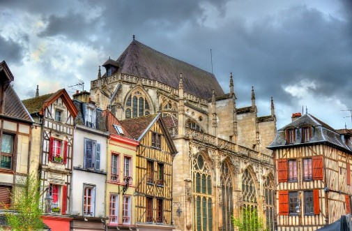 Afbeeldingen van Traditional houses in Troyes France