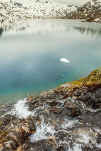 Afbeeldingen van Djupvatnet lake Norway