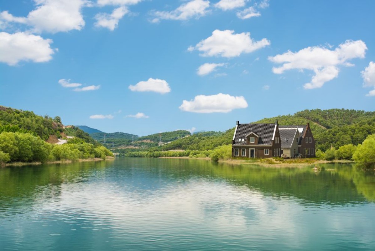 Afbeeldingen van Lake House