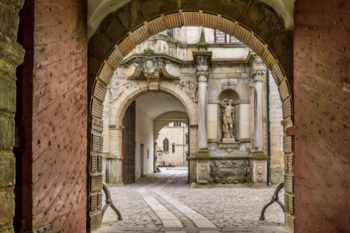 Afbeeldingen van Three Gateways into the yard of the Kronborg castle HDR-Photo