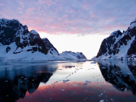 Bild på Sonnenuntergang in der Antarktis