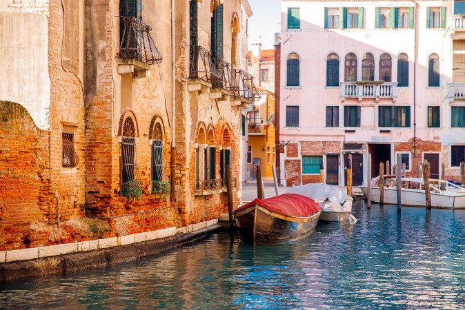 Bild på Old houses Venice