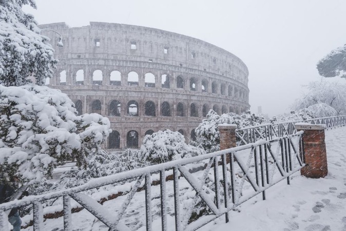 Afbeeldingen van Snow storm in Colosseum