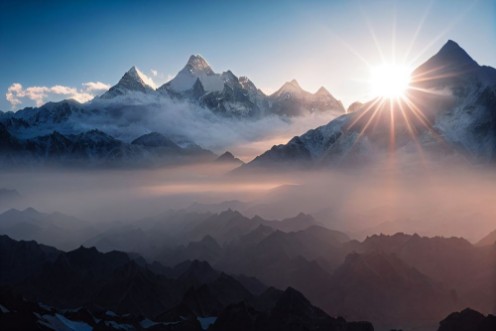 Afbeeldingen van Sunrise in the mountains