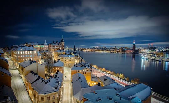 Central Stockholm Sweden in winter photowallpaper Scandiwall