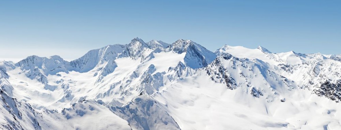 Bild på Panoramic Alpine Mountain View