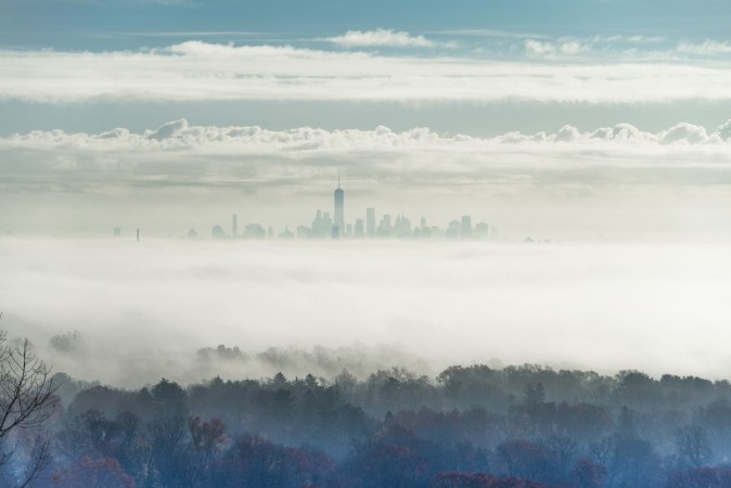 Bild på City in the Mist
