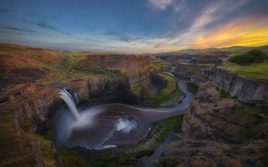 Picture of Sunset at Palouse Falls