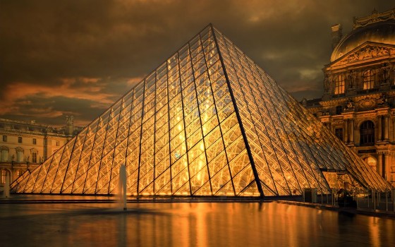 Picture of Paris Le Louvre