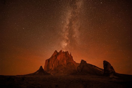 Picture of Shiprock under the Milky way