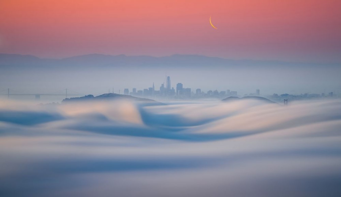 Bild på SF in Fog