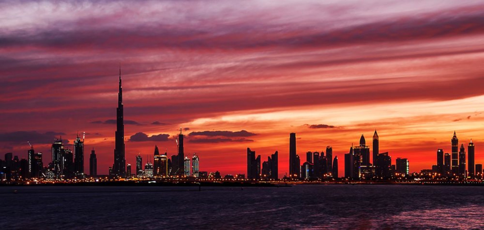 Bild på Sunset of Dubai Terrace