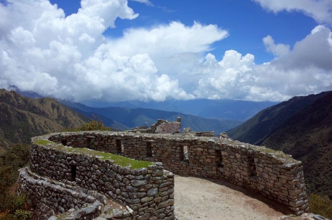Afbeeldingen van The Sayacmarca ruins on the Inca Trail