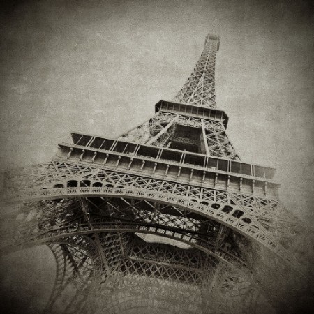 Afbeeldingen van Vintage image of Eiffel tower Paris France