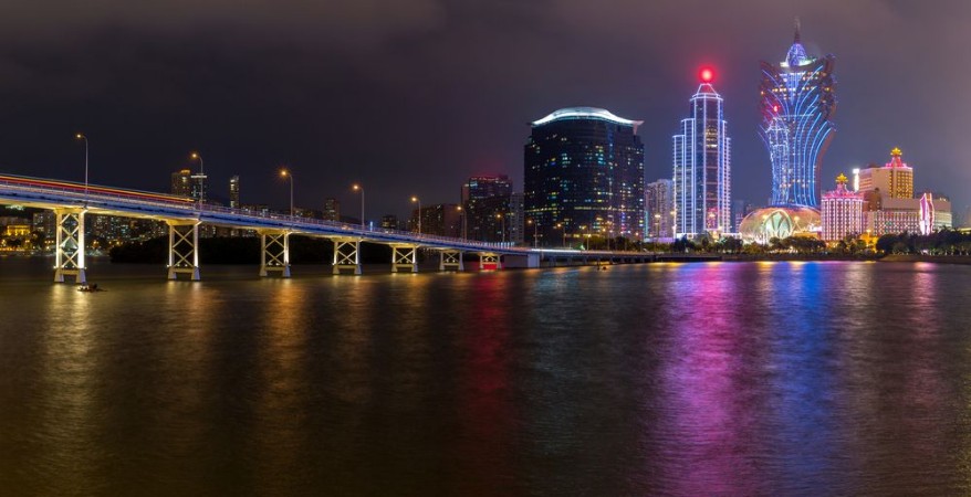 Bild på Macau cityscape Night