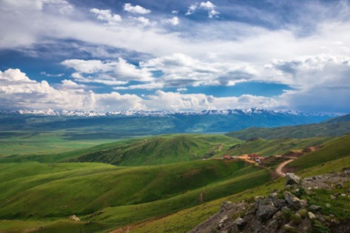 Afbeeldingen van Mountain landscape Kyrgyzstan Suusamyr Valley
