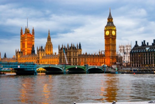 Afbeeldingen van Big Ben and houses of Parliament from Embankment