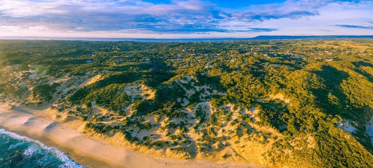 Afbeeldingen van Aerial panorama of beautiful coastline at sunset Mornington Peninsula Melbourne Australia