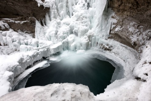 Afbeeldingen van Frozen falls johnson canyon
