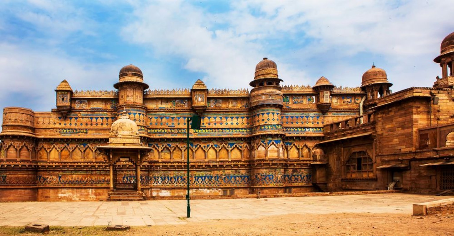 Bild på Southern part of Gwalior Fort Gwalior Madhya Pradesh