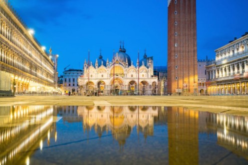 Afbeeldingen van San Marco square with Saint Marks Basilica