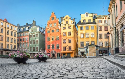 Afbeeldingen van Old colorful houses on Stortorget square in Stockholm Sweden