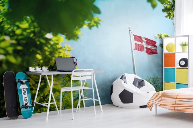 Image de Denmark flag Danish flag waving in the wind between trees