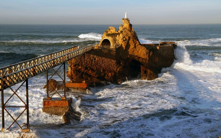 Picture of Biarritz rocher de la Vierge