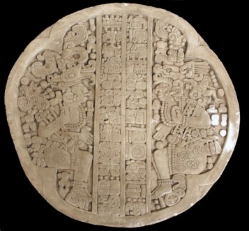 Afbeeldingen van Ancient Mayan carving from Honduras