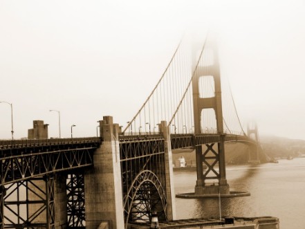 Afbeeldingen van Golden Gate Bridge in Sea Mist in San Francisco California USA