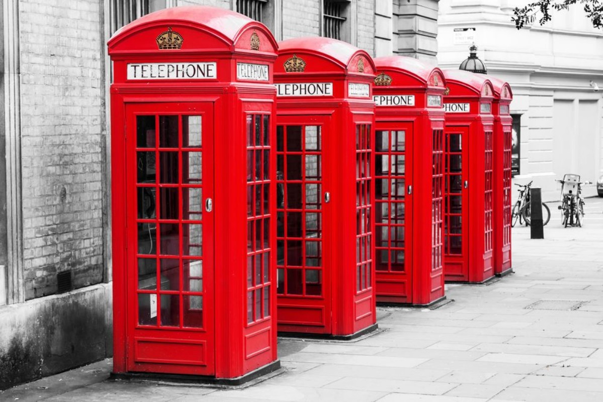 Afbeeldingen van Telefonzellen in London im Color-Key-Verfahren