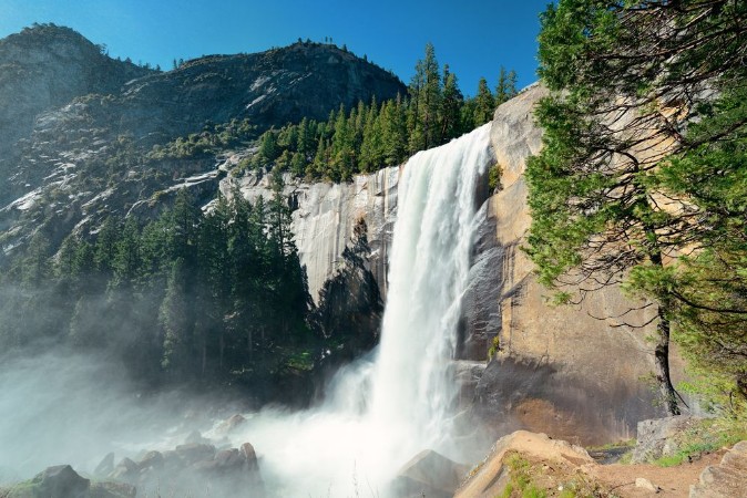 Bild på Waterfalls