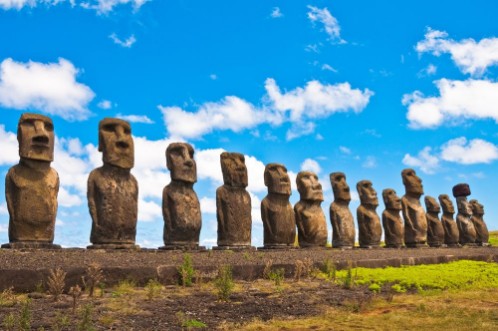 Afbeeldingen van Moais in Ahu Tongariki Easter island Chile
