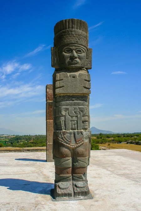 Picture of Toltec sculptures