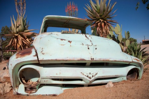 Afbeeldingen van Vintage Car Wreck in the desert of Namibia