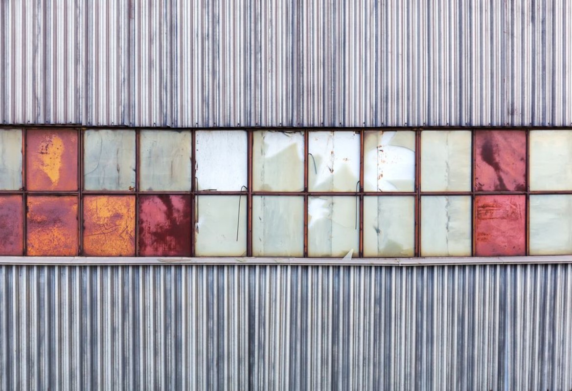 Image de Old warehouse wall