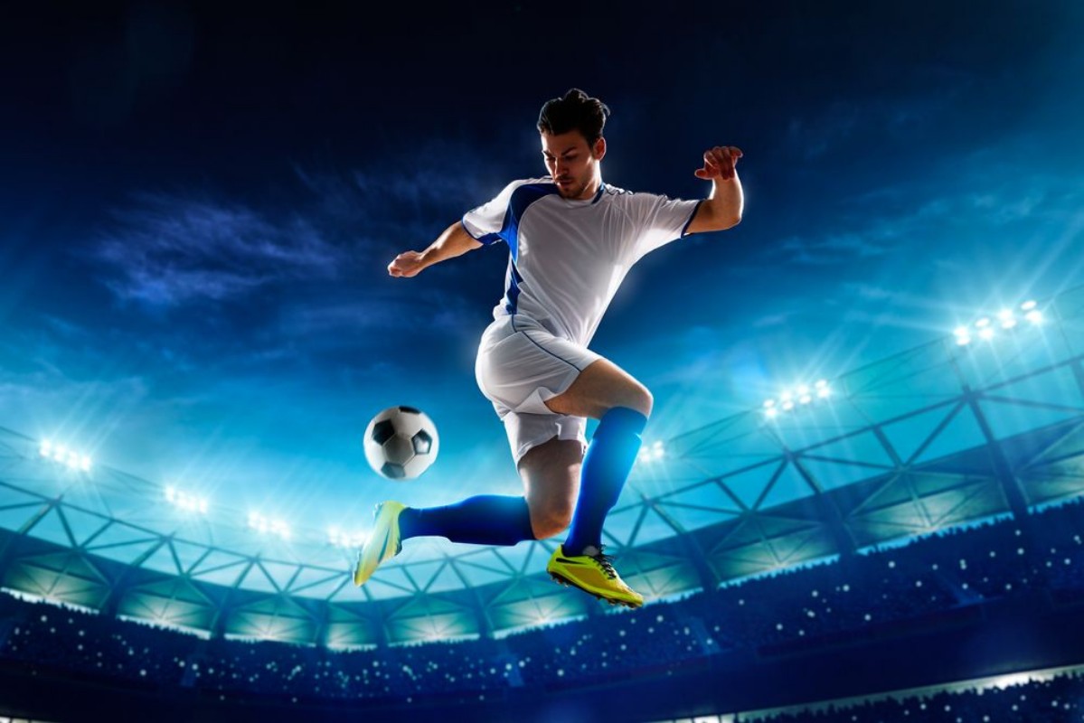 Afbeeldingen van Soccer player in action
