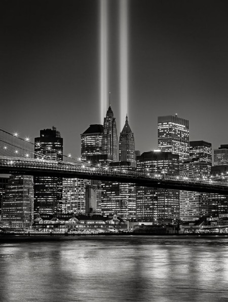 Tribute in Light September 11 Commemoration New York City photowallpaper Scandiwall
