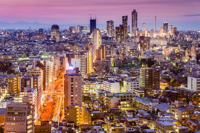Afbeeldingen van Tokyo Japan Cityscape towards Shinjuku Ward