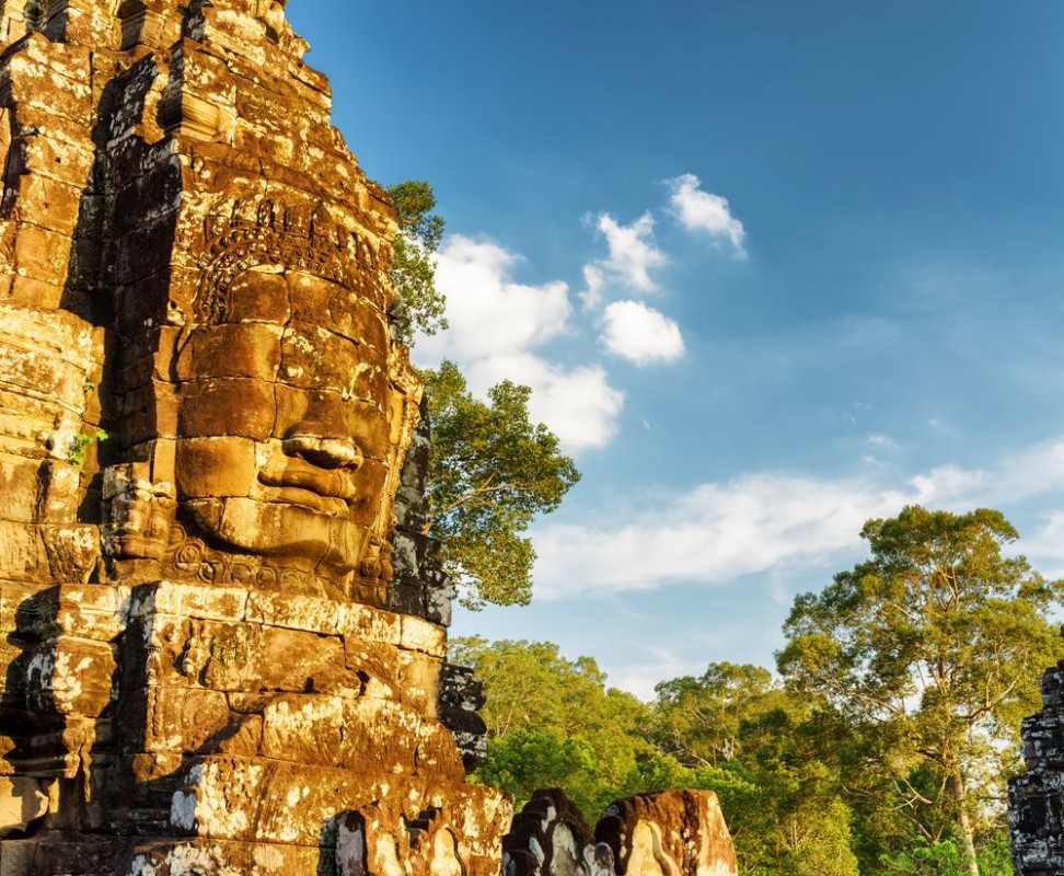 Afbeeldingen van Giant stone face of ancient Bayon temple Angkor Thom Cambodia