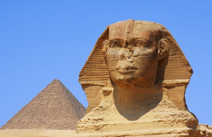 Image de The Sphinx and Pyramids in Egypt
