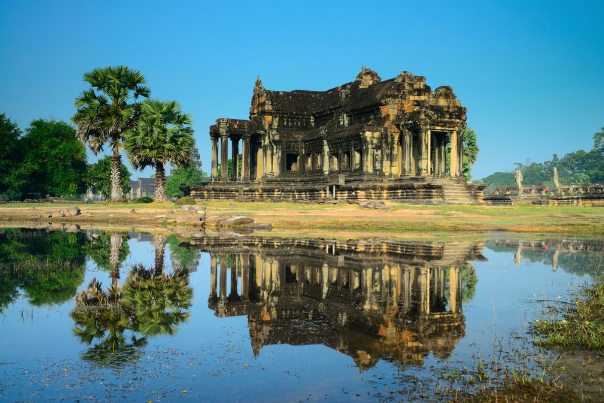 Bild på Ancient building in Angkor Wat Cambodia
