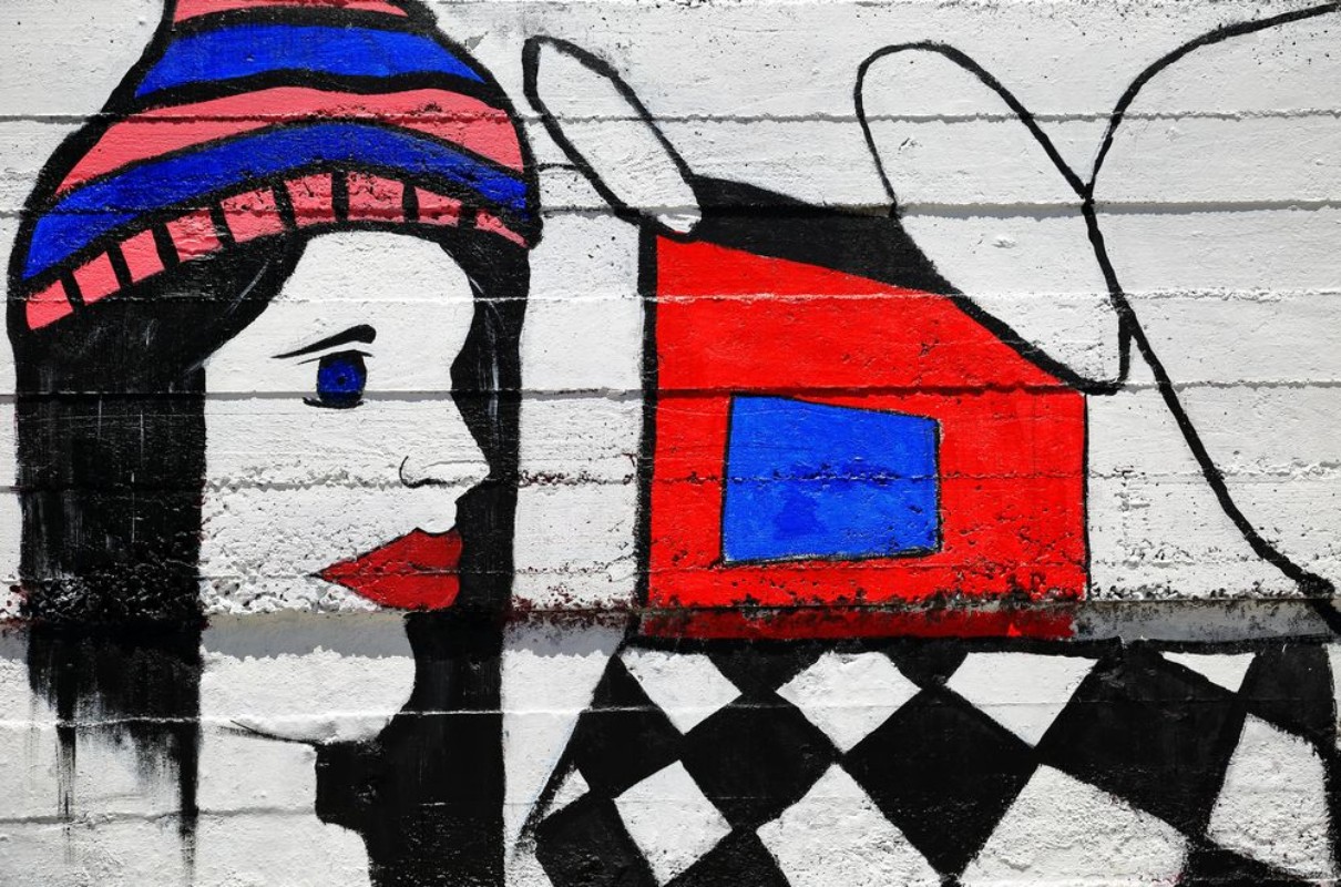 Bild på Girl with cap graffiti-spain