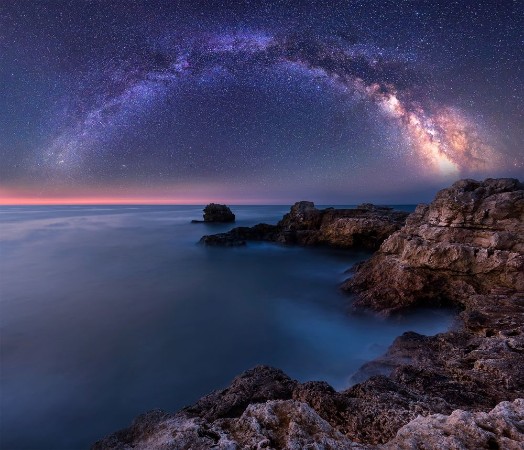 Afbeeldingen van Milky Way over the sea Night landscape with Milky Way Galaxy above the Black sea