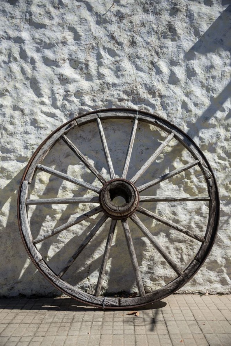 Bild på Historic Wheel Colonia del Sacramento Uruguay