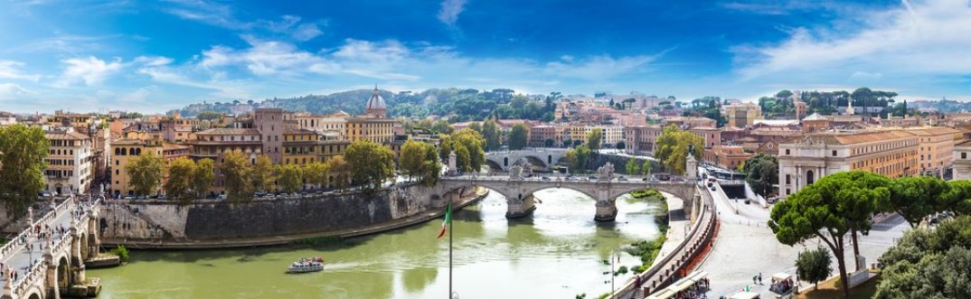 Bild på View above Rome and Tiber  in Rome