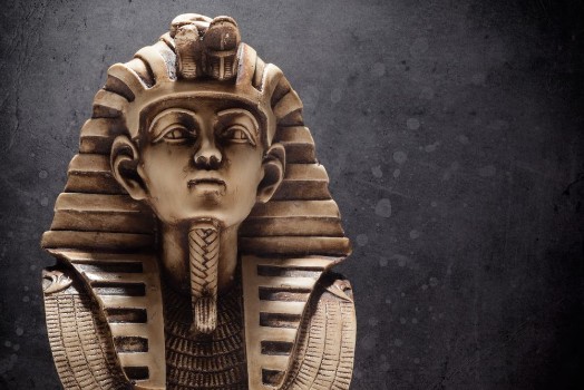 Picture of Stone pharaoh tutankhamen mask