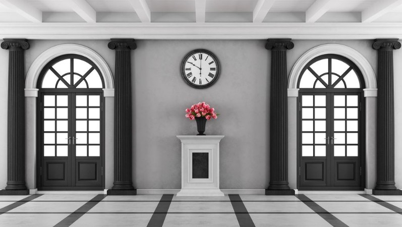 Afbeeldingen van Black and white luxury home entrance